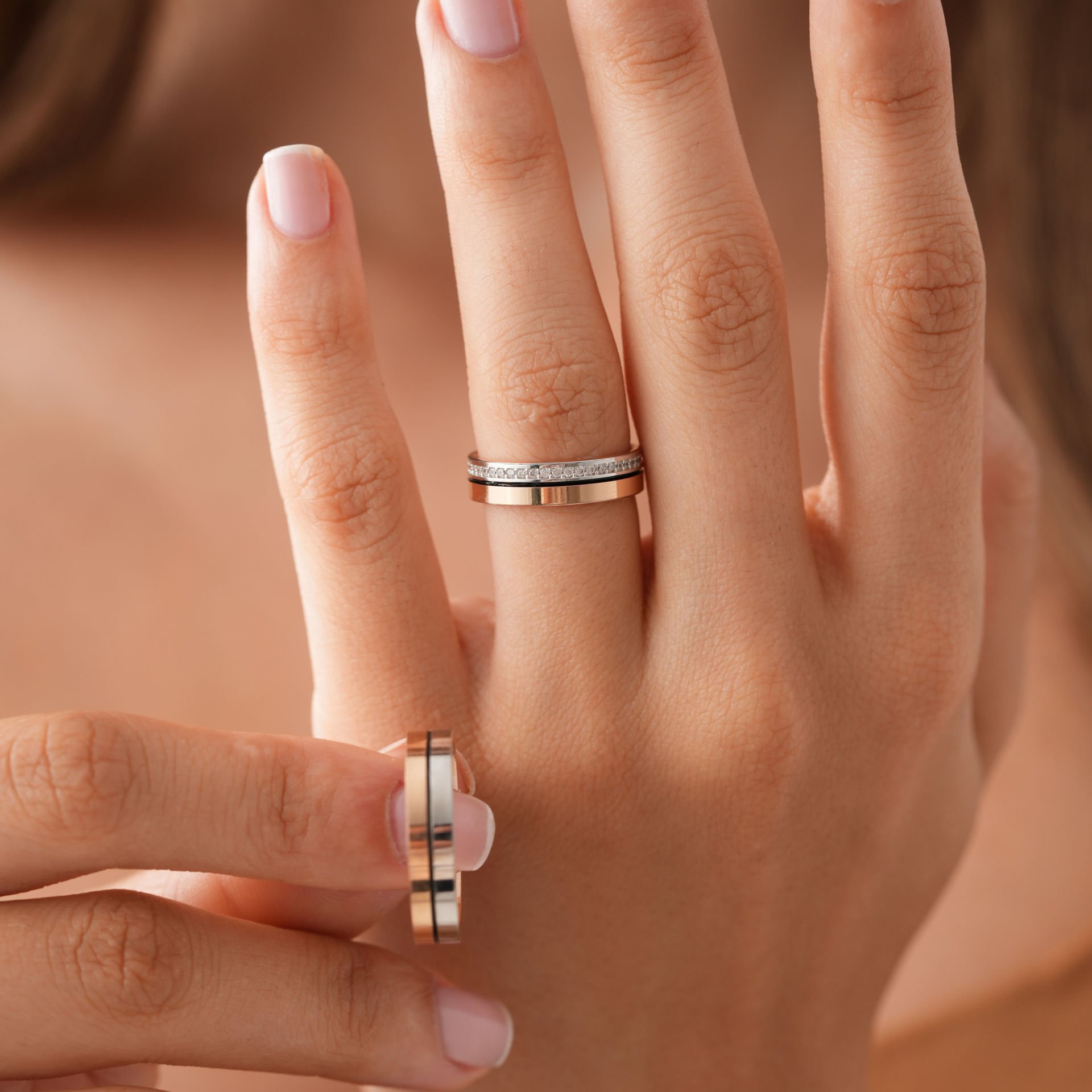 Çift Renk Taşlı Alyans