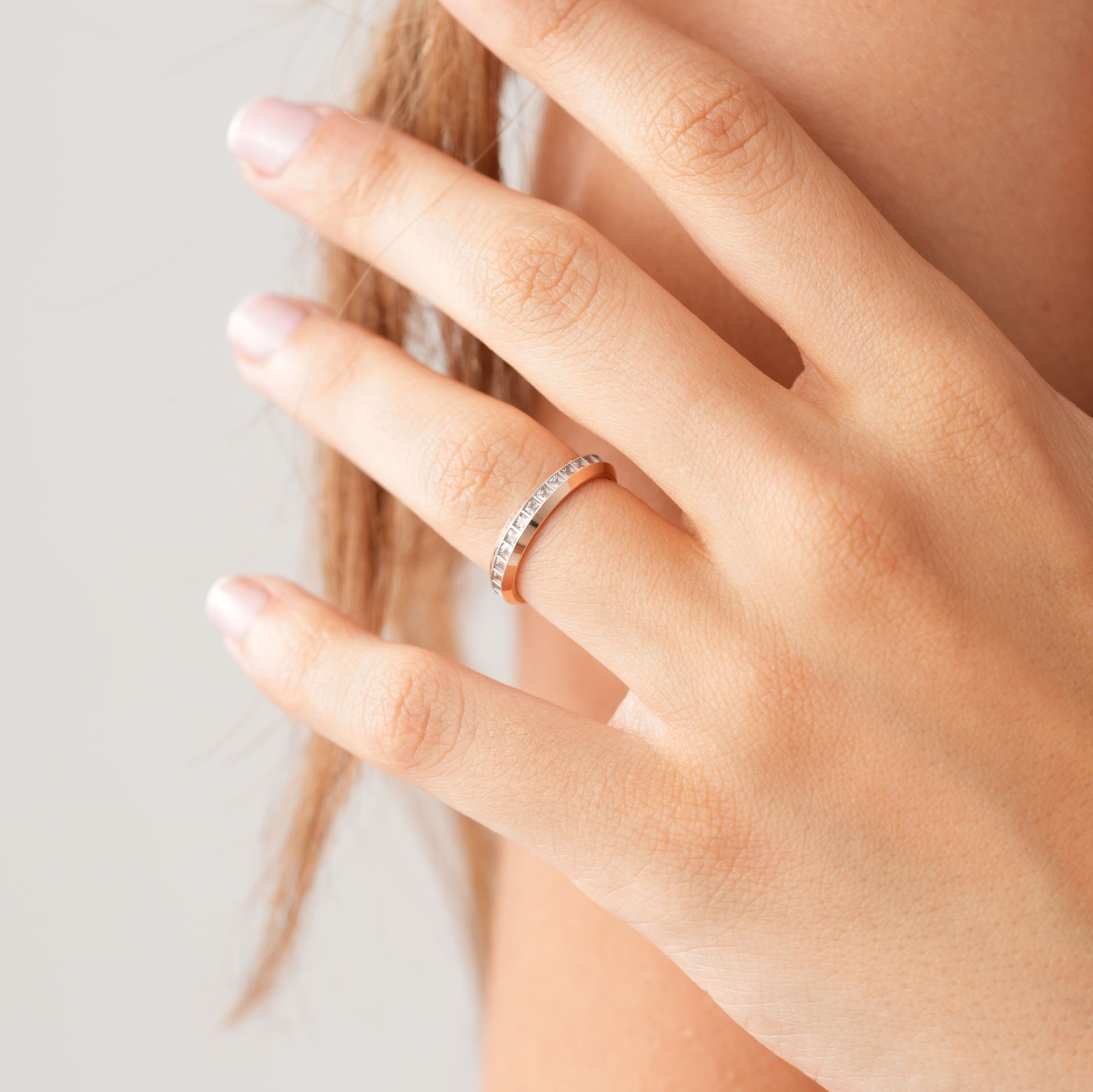 Taşlı Çift Renk Alyans Sadece Bayan