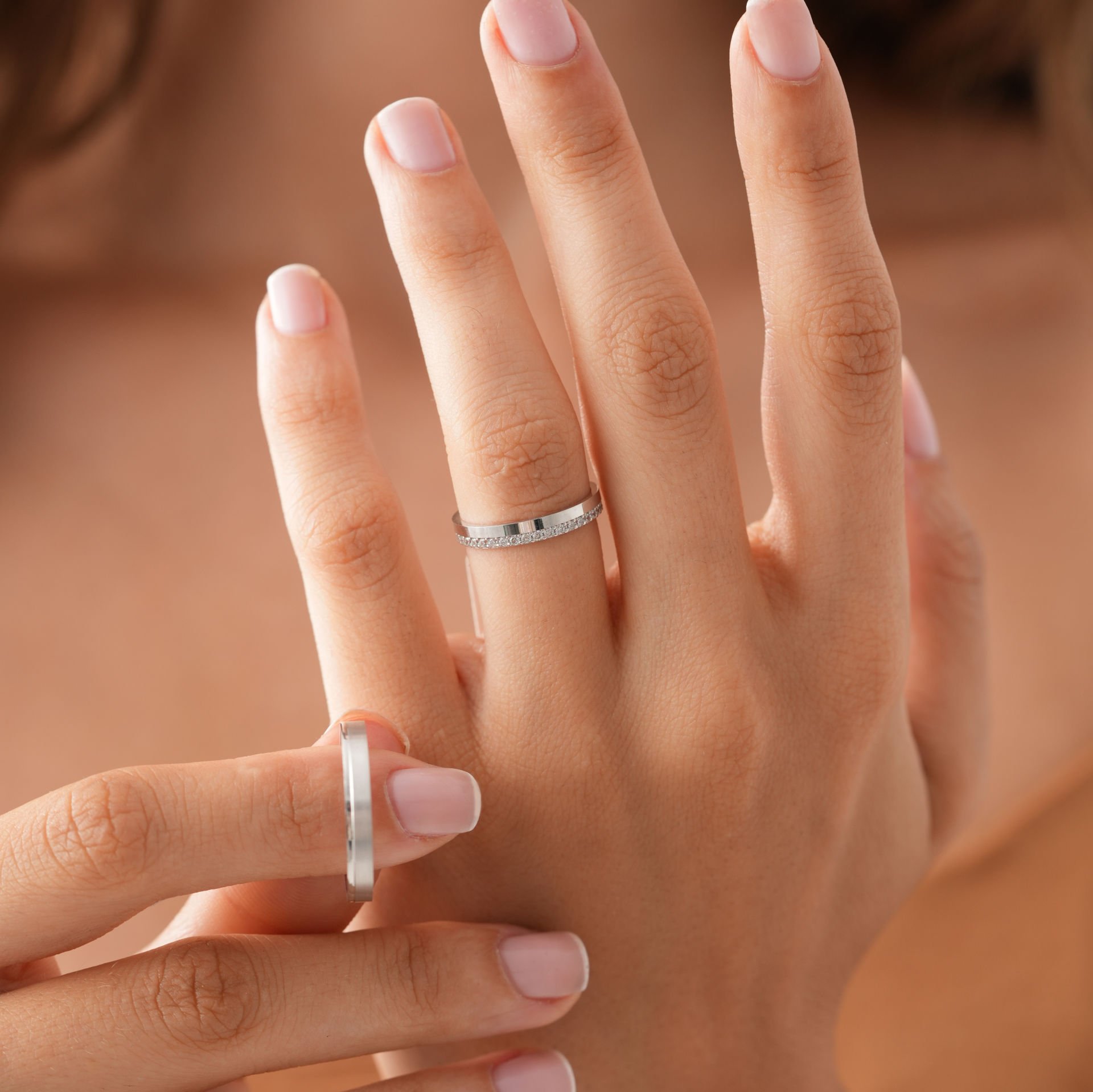 Taşlı Beyaz Alyans Çift Alyans