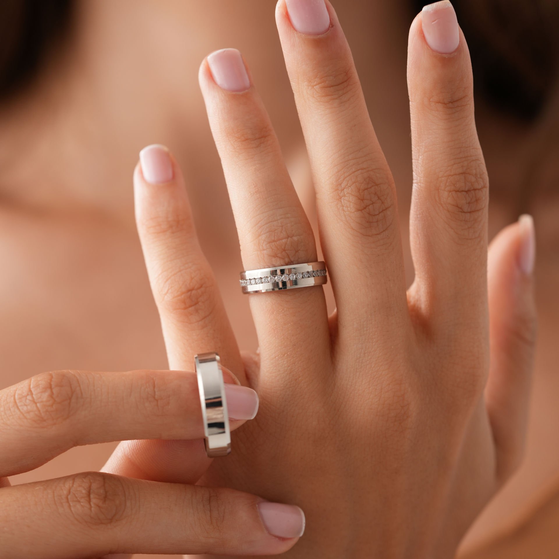 Beyaz Taşlı Alyans