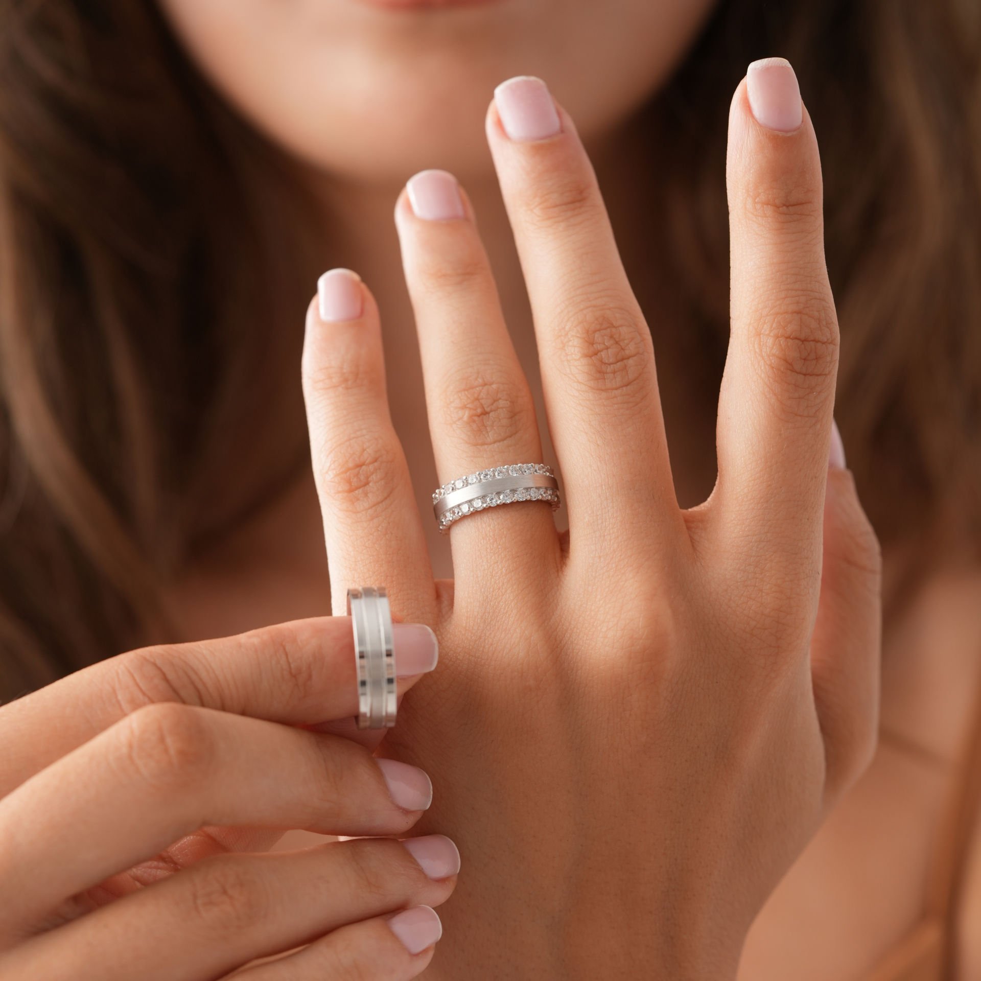 Beyaz Taşlı Alyans