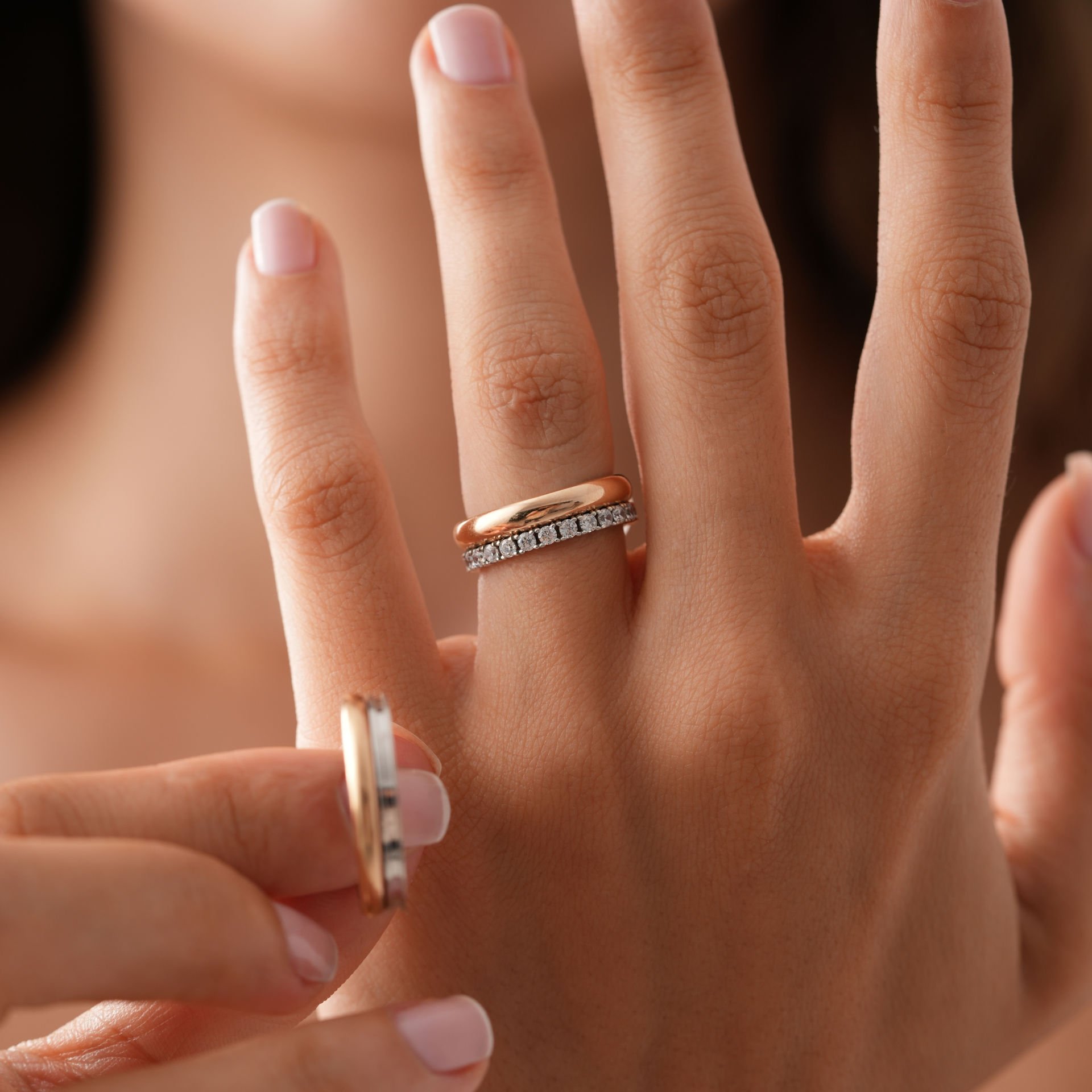 Çift Renk Taşlı Alyans