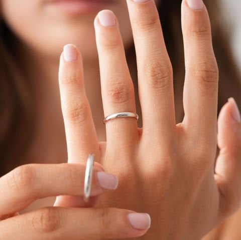 2,5mm Beyaz Klasik Bombe Alyans